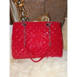 WOW Luxury Large elegant shiny Patent leather Runway Gorgeous ruby red Evening